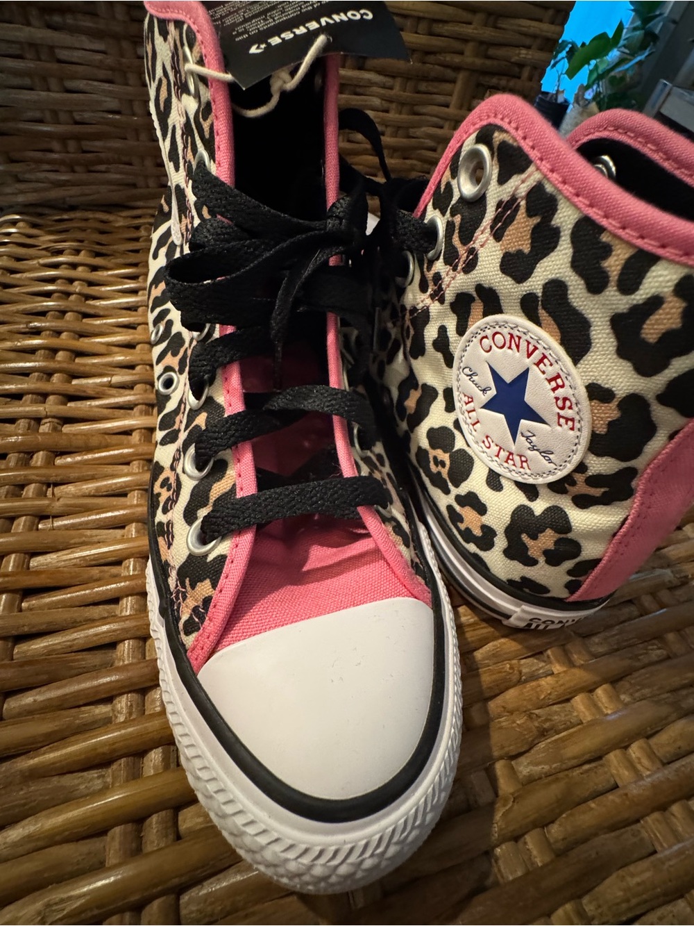Converse Chuck Taylor All Star Leopard Print High Top - Pink Trim - Picture 3 of 7